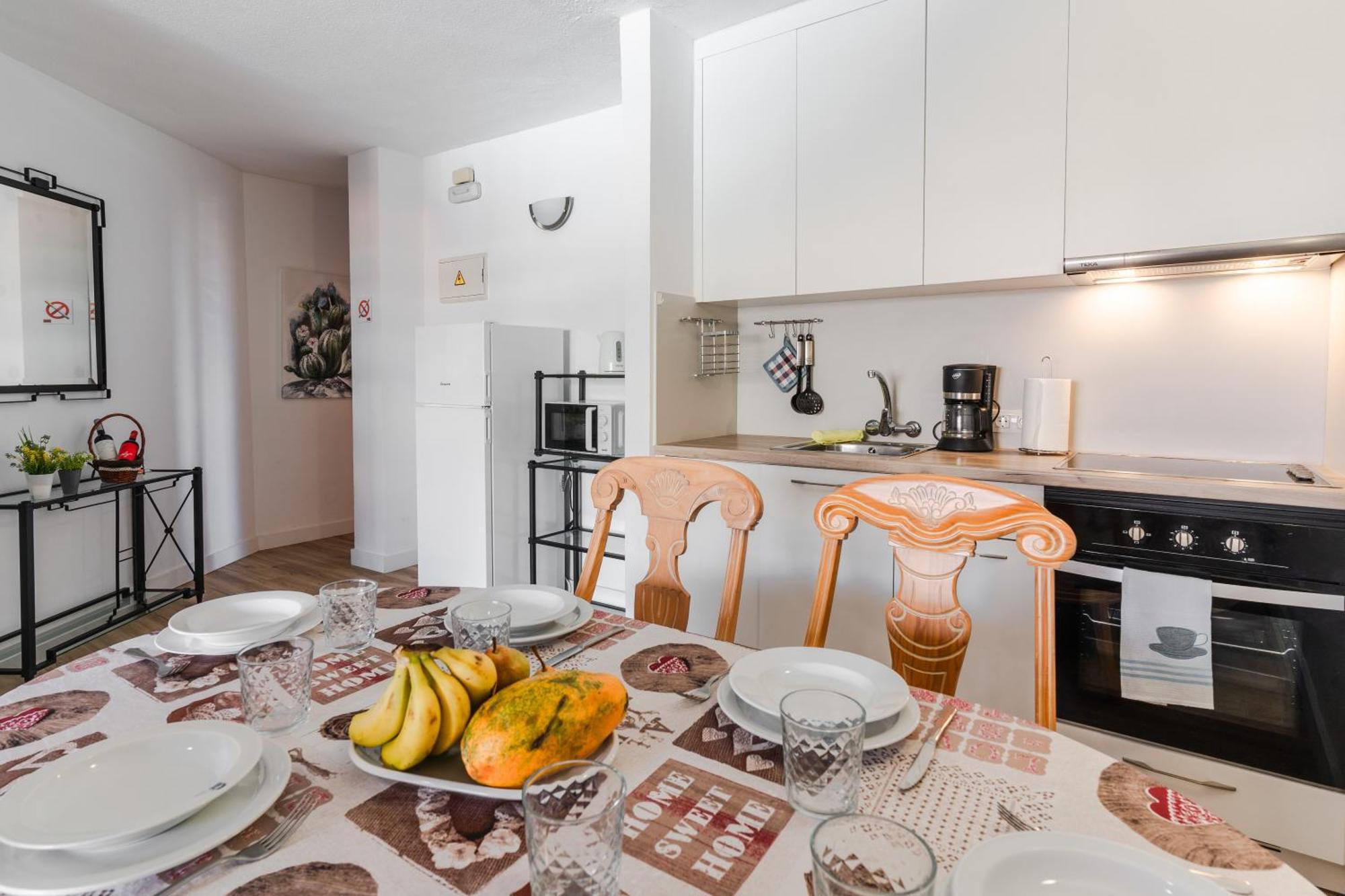 Oceanfront 2 Bedrooms Holiday Home In Tenerife South サンミゲル・デ・アボナ エクステリア 写真